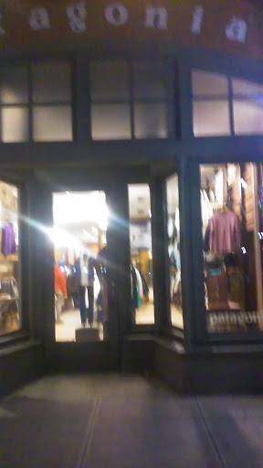 Clothing Store «Patagonia Upper West Side», reviews and photos, 426 Columbus Ave, New York, NY 10024, USA