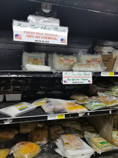 Asian Grocery Store «Hoa Binh Garden Grove Supermarket», reviews and photos, 13922 Brookhurst St, Garden Grove, CA 92843, USA