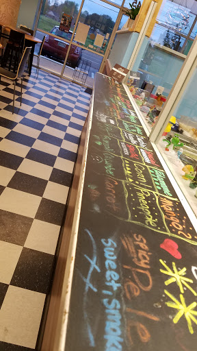 Restaurant «La Baguette French Bread and Pastry Shop», reviews and photos, 3088 Poplar Ave, Memphis, TN 38111, USA