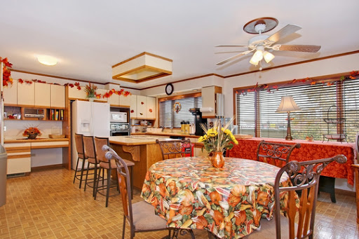 Funeral Home «Ridge Funeral Home», reviews and photos, 6620 W Archer Ave, Chicago, IL 60638, USA