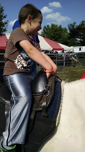 Pet Supply Store «Prairieland Feeds», reviews and photos, 303 S Dunlap St, Savoy, IL 61874, USA