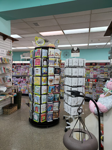 Gift Shop «Hurst Discount Drug And Soda Fountain», reviews and photos, 102 N 3rd St, Bardstown, KY 40004, USA