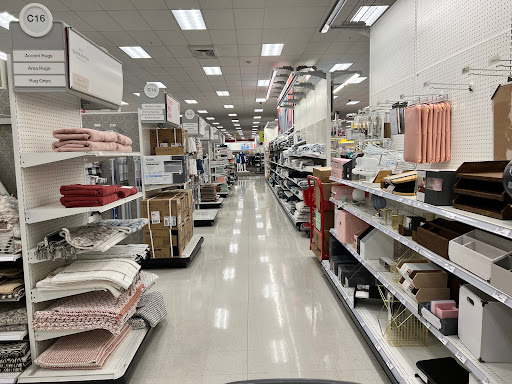 Department Store «Target», reviews and photos, 101 Grand Ave, North Brunswick Township, NJ 08902, USA