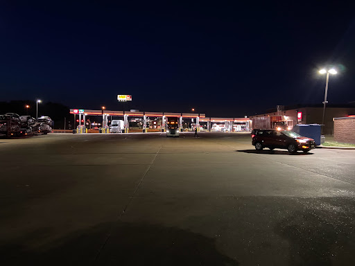 Gas Station «QuikTrip», reviews and photos, 850 McNutt St, Herculaneum, MO 63048, USA