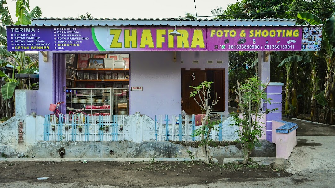 Zhafira Foto Digital