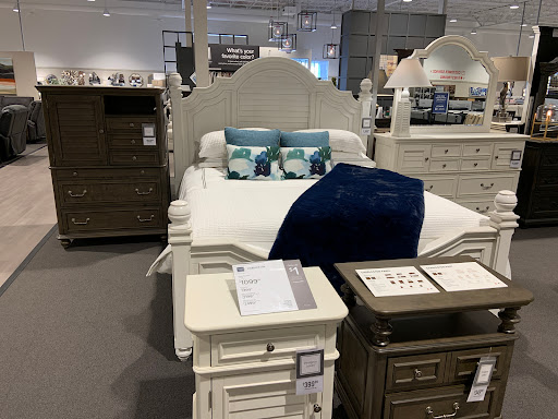 Furniture Store «Value City Furniture», reviews and photos, 13961 Manchester Rd, Ballwin, MO 63011, USA