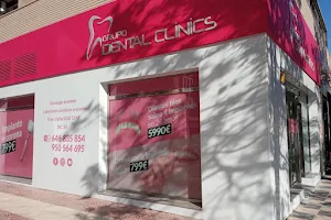 Clínica Dental Roquetas de Mar | Grupo Dental Clinics image