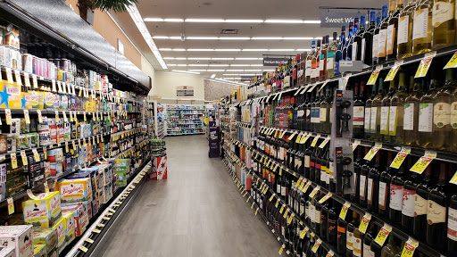 Grocery Store «Jewel-Osco», reviews and photos, 343 W Irving Park Rd, Wood Dale, IL 60191, USA