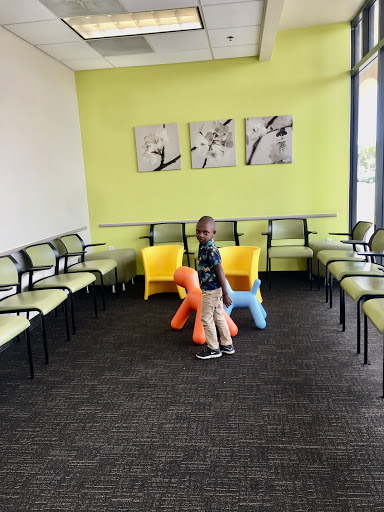 Shopping Mall «Coral Square Shopping Center», reviews and photos, 3006 US-1, Fort Pierce, FL 34982, USA