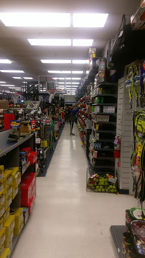 Sporting Goods Store «Big 5 Sporting Goods - Pinole», reviews and photos, 1572 Fitzgerald Dr, Pinole, CA 94564, USA