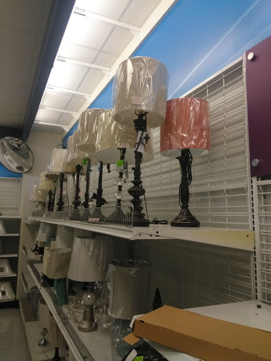 Clothing Store «Ross Dress for Less», reviews and photos, 1427 W Pipeline Rd, Hurst, TX 76053, USA