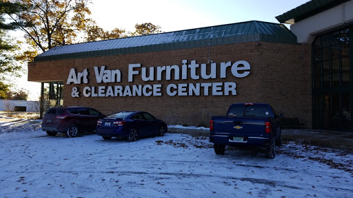 Furniture Store «Art Van Furniture - Traverse City», reviews and photos, 1775 Oak Hollow Dr, Traverse City, MI 49686, USA