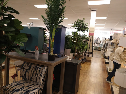 Department Store «HomeGoods», reviews and photos, 12351 Limonite Ave, Eastvale, CA 91752, USA