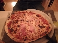 Pizza du Pizzeria Les Bains Douches à Nontron - n°5