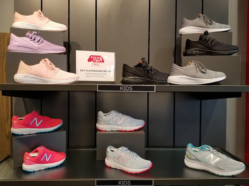 Shoe Store «New Balance», reviews and photos, 1749 S Randall Rd, Geneva, IL 60134, USA