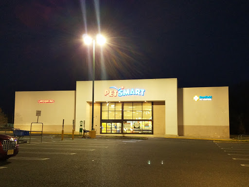 Pet Supply Store «PetSmart», reviews and photos, 2391 NJ-66, Ocean Township, NJ 07712, USA