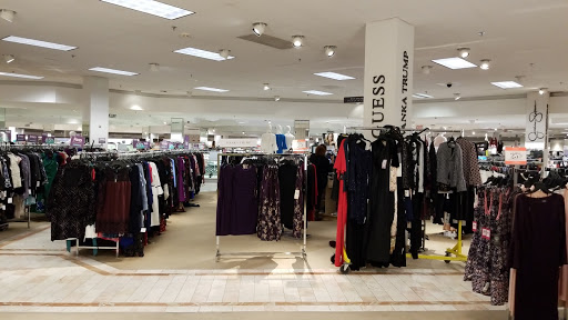 Department Store «Lord & Taylor», reviews and photos, 27650 Novi Road, Novi, MI 48377, USA