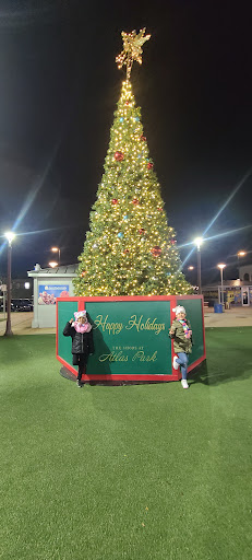 Shopping Mall «The Shops at Atlas Park», reviews and photos, 8000 Cooper Ave, Glendale, NY 11385, USA