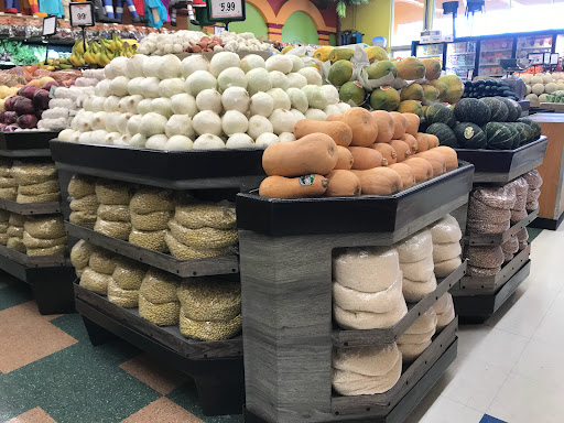 Grocery Store «La Plaza Market», reviews and photos, 515 McLaughlin Ave, San Jose, CA 95116, USA