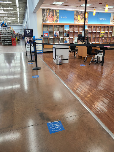 Department Store «Walmart Supercenter», reviews and photos, 2801 Cunningham Rd, Cincinnati, OH 45241, USA