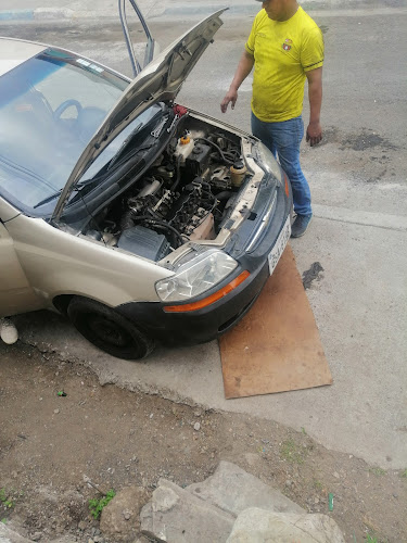 Opiniones de Mecánico automotriz Reinaldo en Guayaquil - Taller de reparación de automóviles