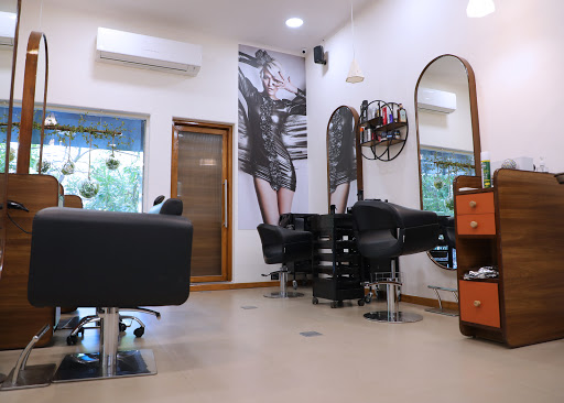 Jean Claude Olivier - Salon in Bandra