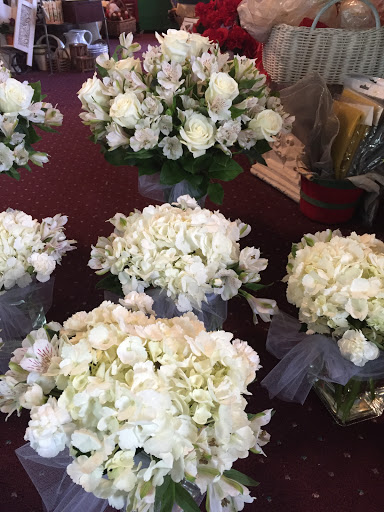 Florist «Old Town Flowers and Gifts», reviews and photos, 79 Main St NW b, Lilburn, GA 30047, USA