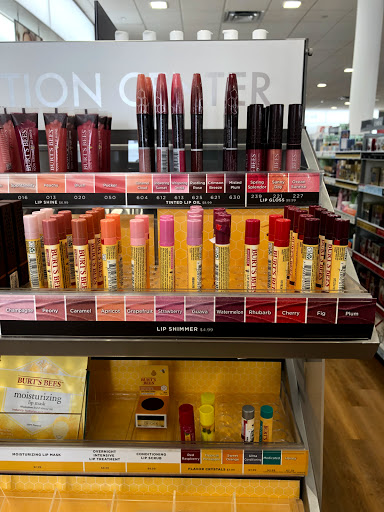 Hair Salon «Ulta Beauty», reviews and photos, 13955 Hall Rd, Shelby Charter Township, MI 48315, USA