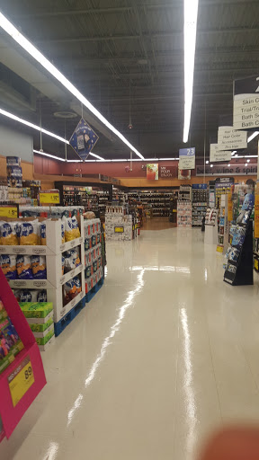 Grocery Store «Jewel-Osco», reviews and photos, 2164 Bloomingdale Rd, Glendale Heights, IL 60139, USA