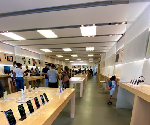 Computer Store «Apple Staten Island», reviews and photos, 2655 Richmond Ave, Staten Island, NY 10314, USA