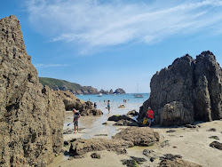 Foto von Moulin Huet Bay mit geräumige küstenlinie