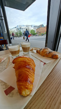 Croissant du Restaurant servant le petit-déjeuner Brioche Dorée à Lille - n°2