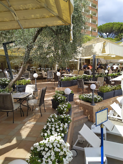 Uliveto Restaurant & Terrace - Via Alberto Cadlolo, 101, 00136 Roma RM, Italy