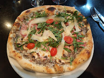 Pizza du Restaurant italien Carmina à Nanterre - n°18