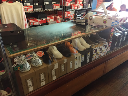 Clothing Store «Round Two», reviews and photos, 202 W Broad St, Richmond, VA 23220, USA