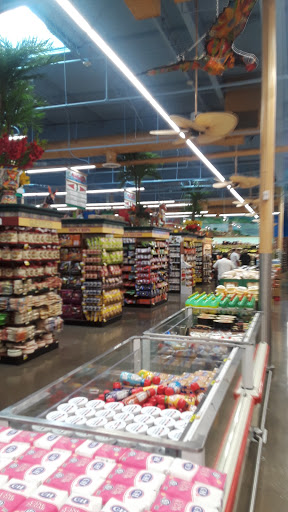 Supermarket «Vallarta Supermarkets», reviews and photos, 7900 Imperial Hwy, Downey, CA 90242, USA