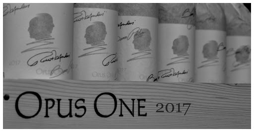 Liquor Store «Highlands Wine & Liquor», reviews and photos, 4650 W 38th Ave, Denver, CO 80212, USA