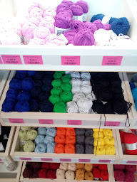 Photo n°6 de Tissus du renard - SINGER LES SABLES-D'OLONNE à Les Sables-d'Olonne ()