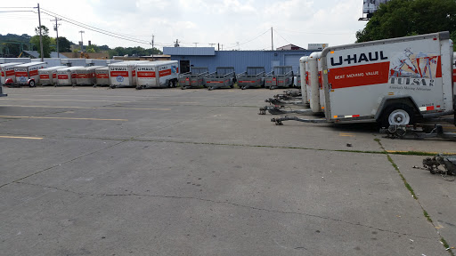 Truck Rental Agency «U-Haul Moving & Storage at Teall Ave», reviews and photos, 1001 Canal St, Syracuse, NY 13210, USA