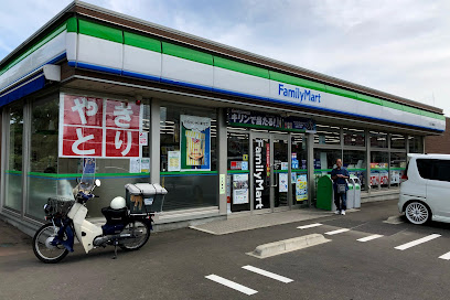 ファミリーマート 七北田公園前店