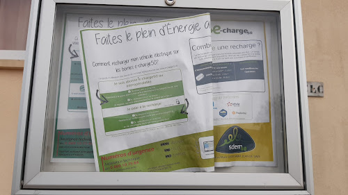 Borne de recharge de véhicules électriques E-Charge50 Charging Station Saint-Jean-de-Daye