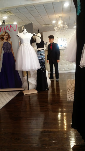 Bridal Shop «Spybaby Bridal, Prom, and Tuxedo», reviews and photos, 426 N Franklin St, Syracuse, NY 13204, USA
