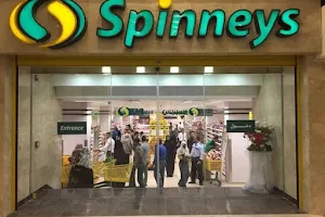 Spinneys image