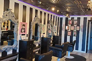 Shear Misfits Studio Hair Salon Tampa image