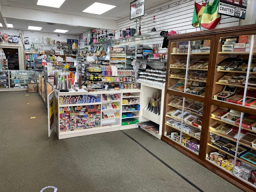 Tobacco Shop «Tobacco Plus», reviews and photos, 20467 Old Cutler Rd, Cutler Bay, FL 33189, USA