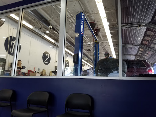 Auto Parts Store «Pep Boys Auto Parts & Service», reviews and photos, 15625 N Dale Mabry Hwy, Tampa, FL 33618, USA