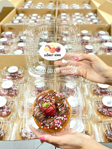 Donut Shop «Donut King», reviews and photos, 411 Middle St, Weymouth, MA 02189, USA