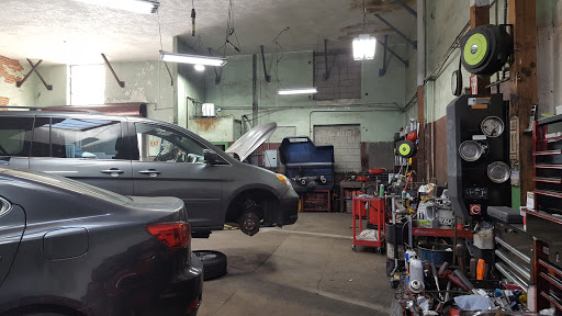 Auto Repair Shop «Harbor Brake and Automotive Service», reviews and photos, 217 S Pacific Ave, San Pedro, CA 90731, USA