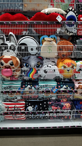 Variety Store «Five Below», reviews and photos, 2320 S I-35 Service Rd, Oklahoma City, OK 73160, USA