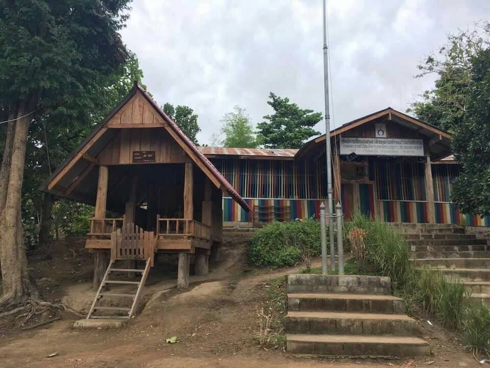 ศูนย์การเรียนชุมชนชาวไทยภูเขา แม่ฟ้าหลวง บ้านห้วยดินหม้อ